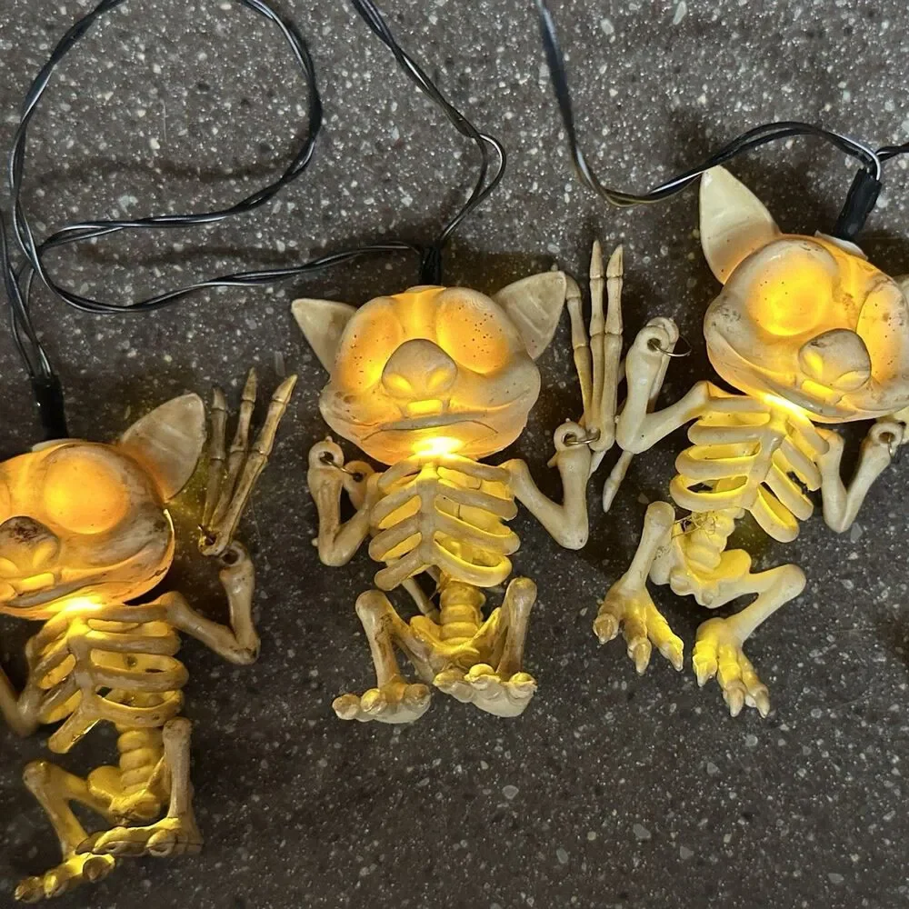 7’ Halloween Bat Skeleton String Lights – Glowing Bone Decor w/ Battery Box
